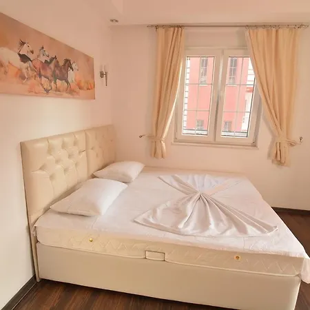 Villa Happyland *