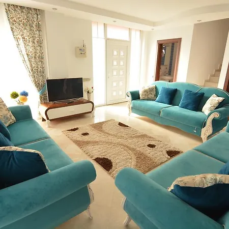 Happyland Villa *