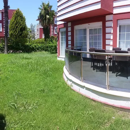 Happyland Villa *