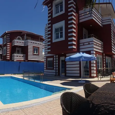 Happyland Villa